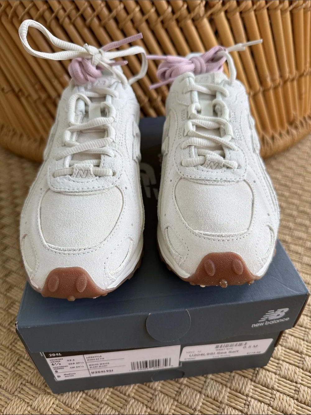 New Balance 204L Women's 8